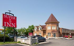 Super 5 Inn